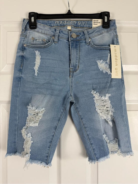 Madden Girl Pants - NWT Madden Girl Light Wash Stretchy Distressed Bermuda Shorts 28